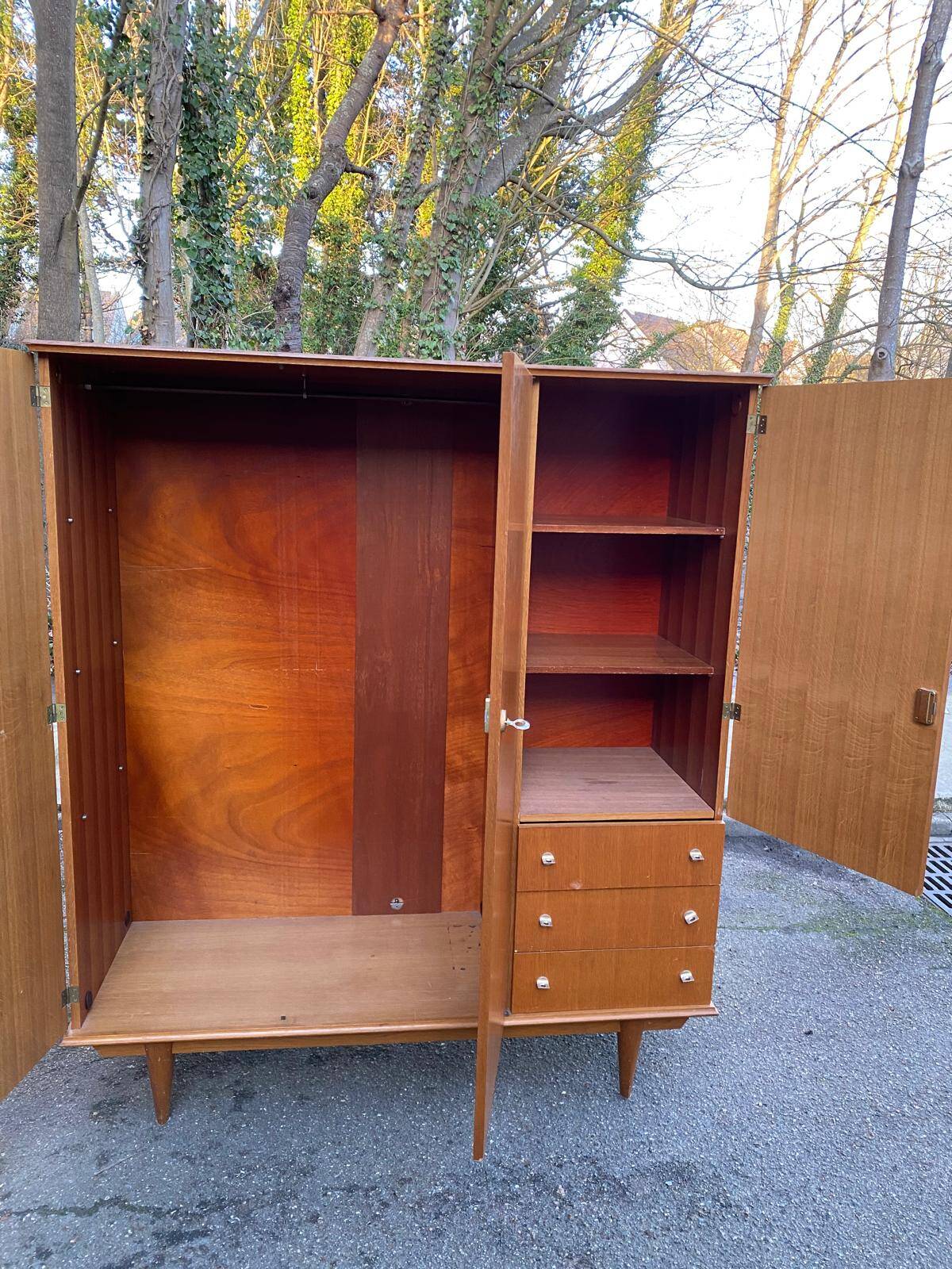 Scandinavian 3-door oak wardrobe from the 1960s, 155cm.