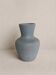 Petit vase en grès émaillé bleu-gris signé CB, travail d'atelier, anné