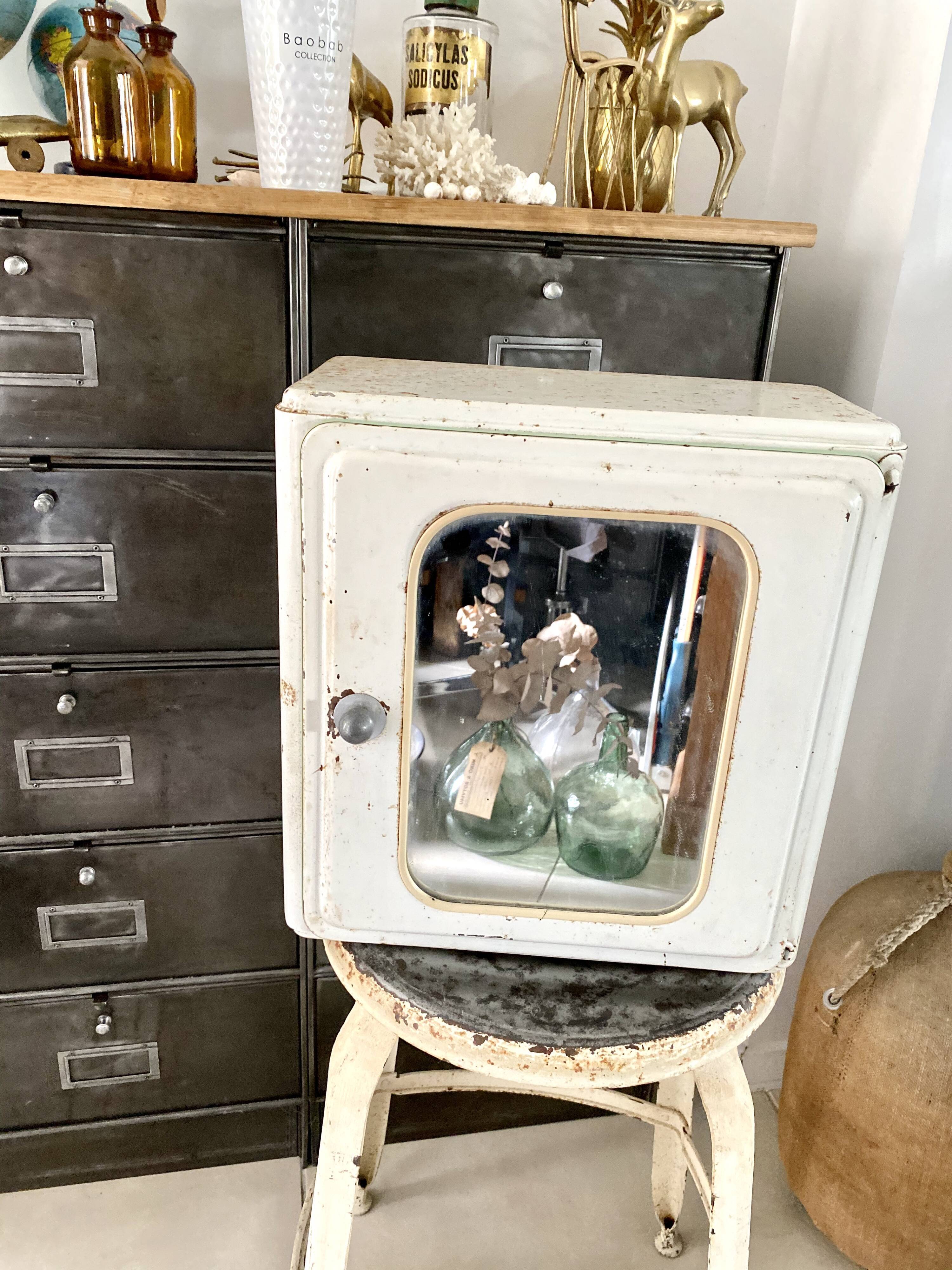 Vintage metal medicine cabinet
