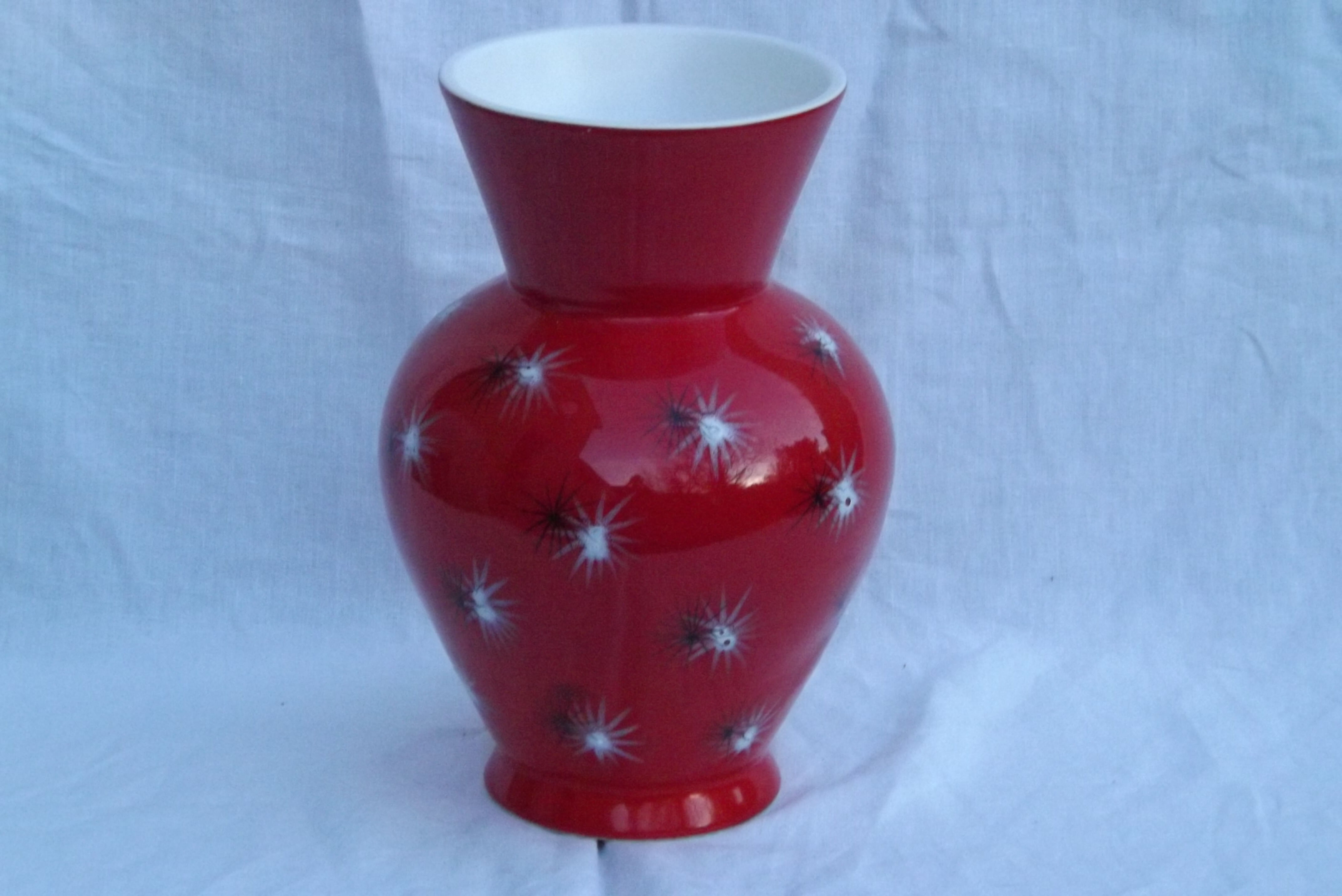 Vintage red baud ceramic vase in Vallauris 50