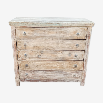 Antique wooden chest of drawers with 5 drawers