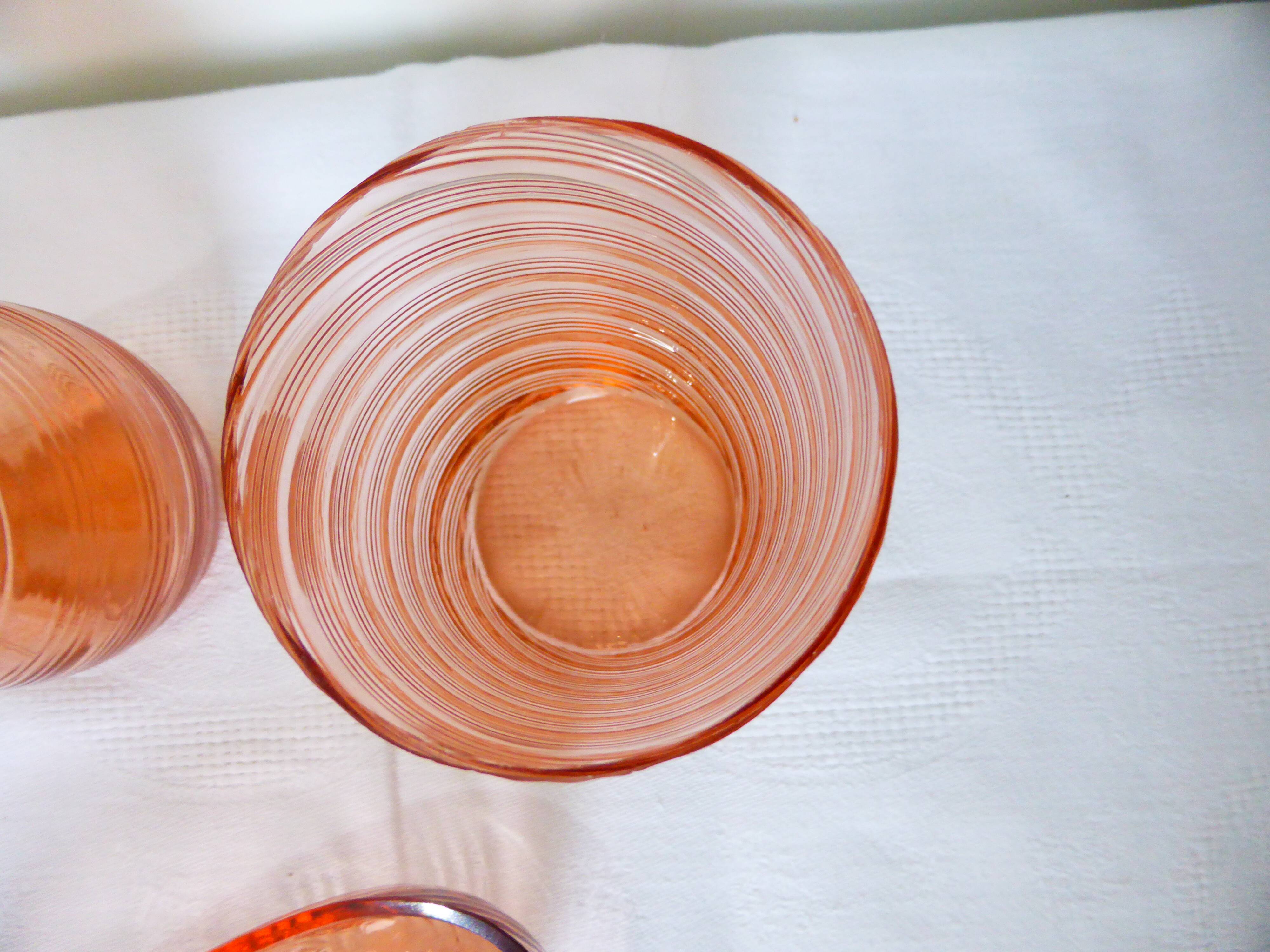 Nécessaire de toilette vintage en verre rose 201089