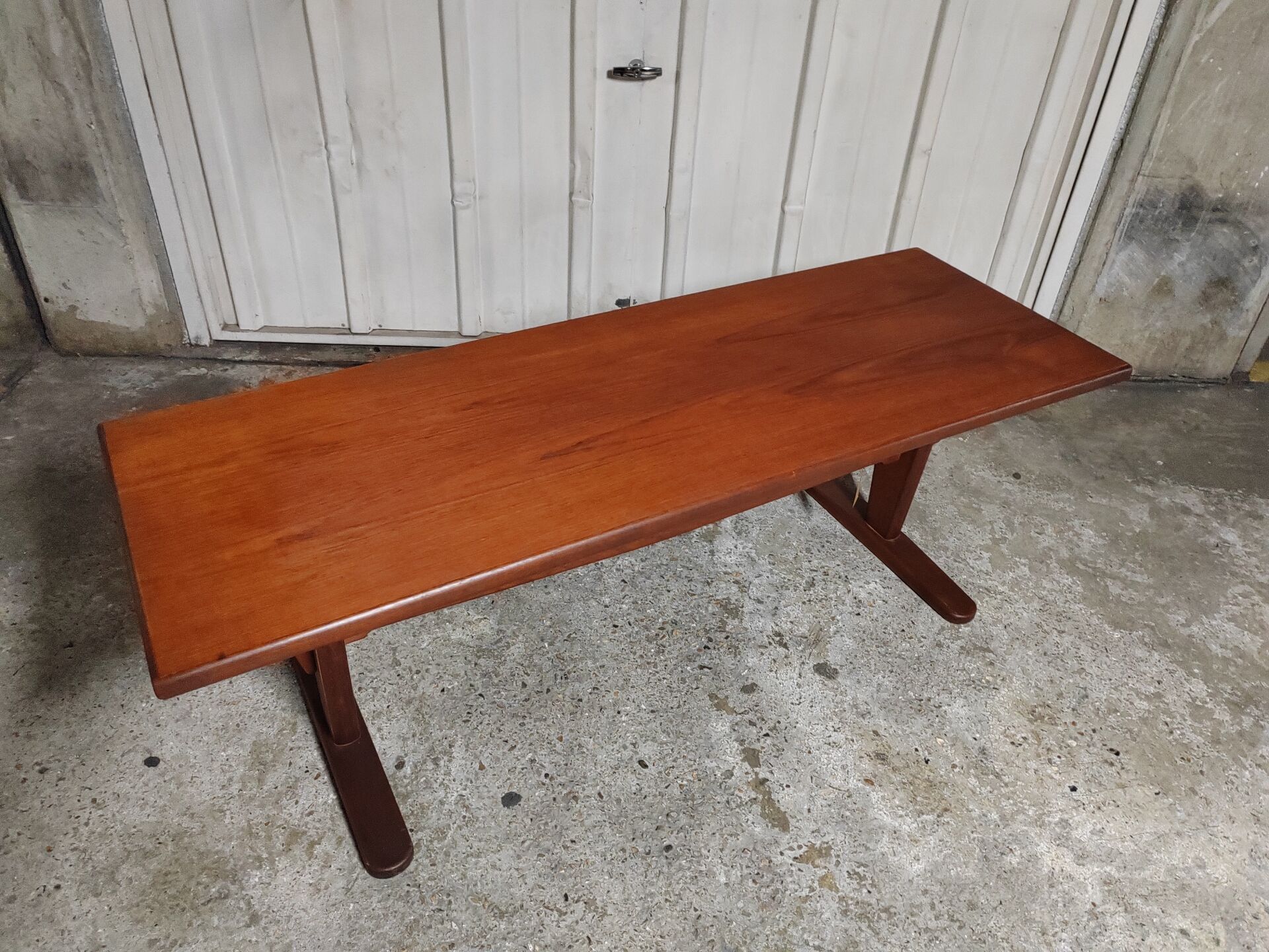 Table basse teck scandinave
