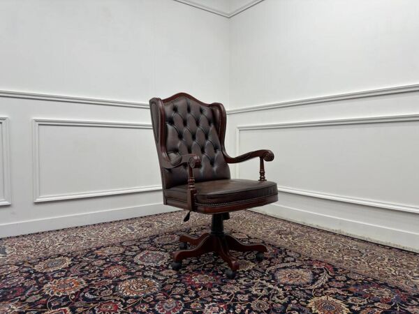 Grand fauteuil de bureau Chesterfield en anglais