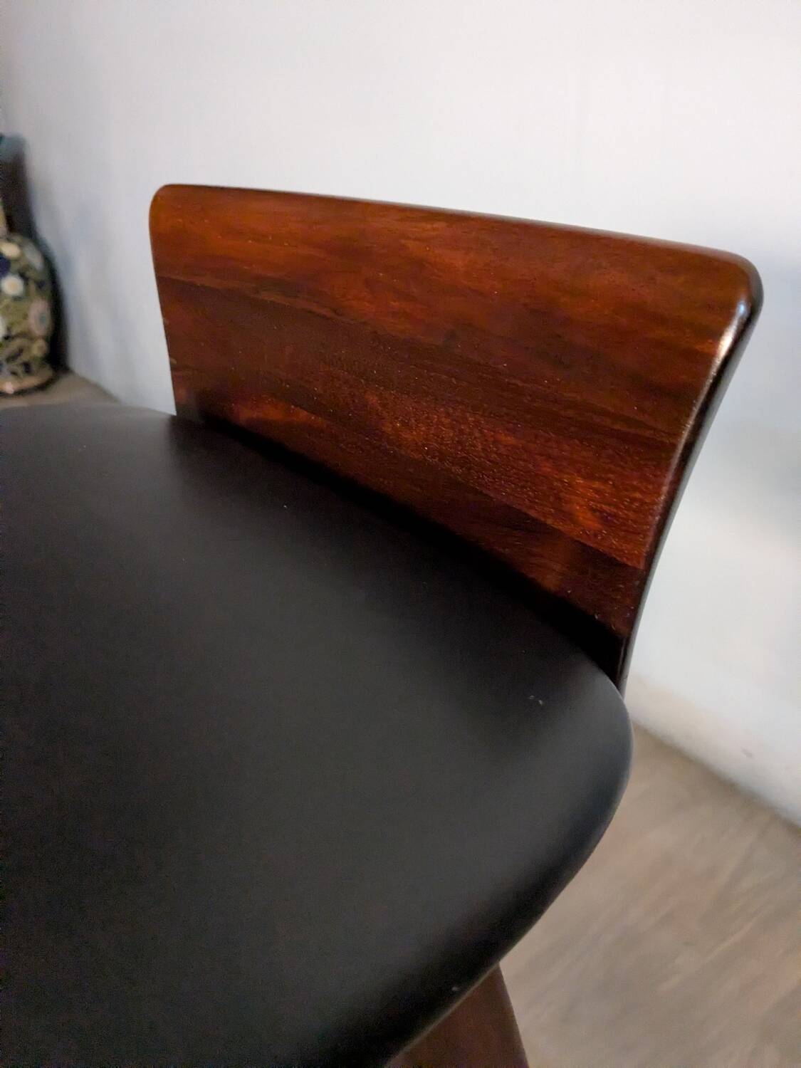 Rosewood stool Éric Buck 1960