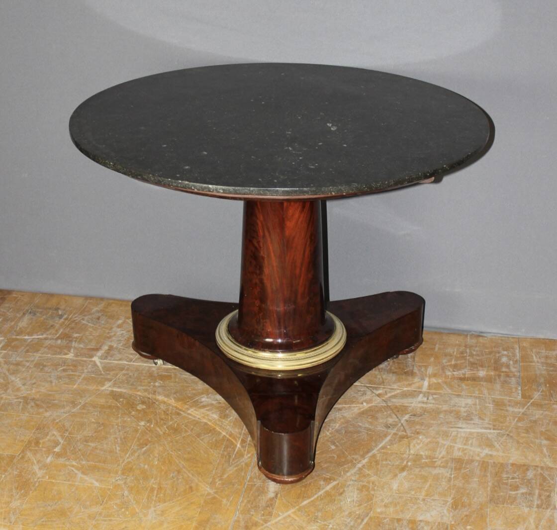 Guéridon d'époque Empire en acajou et bronze doré XIX