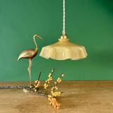 Suspension abat-jour vintage en opaline jaune