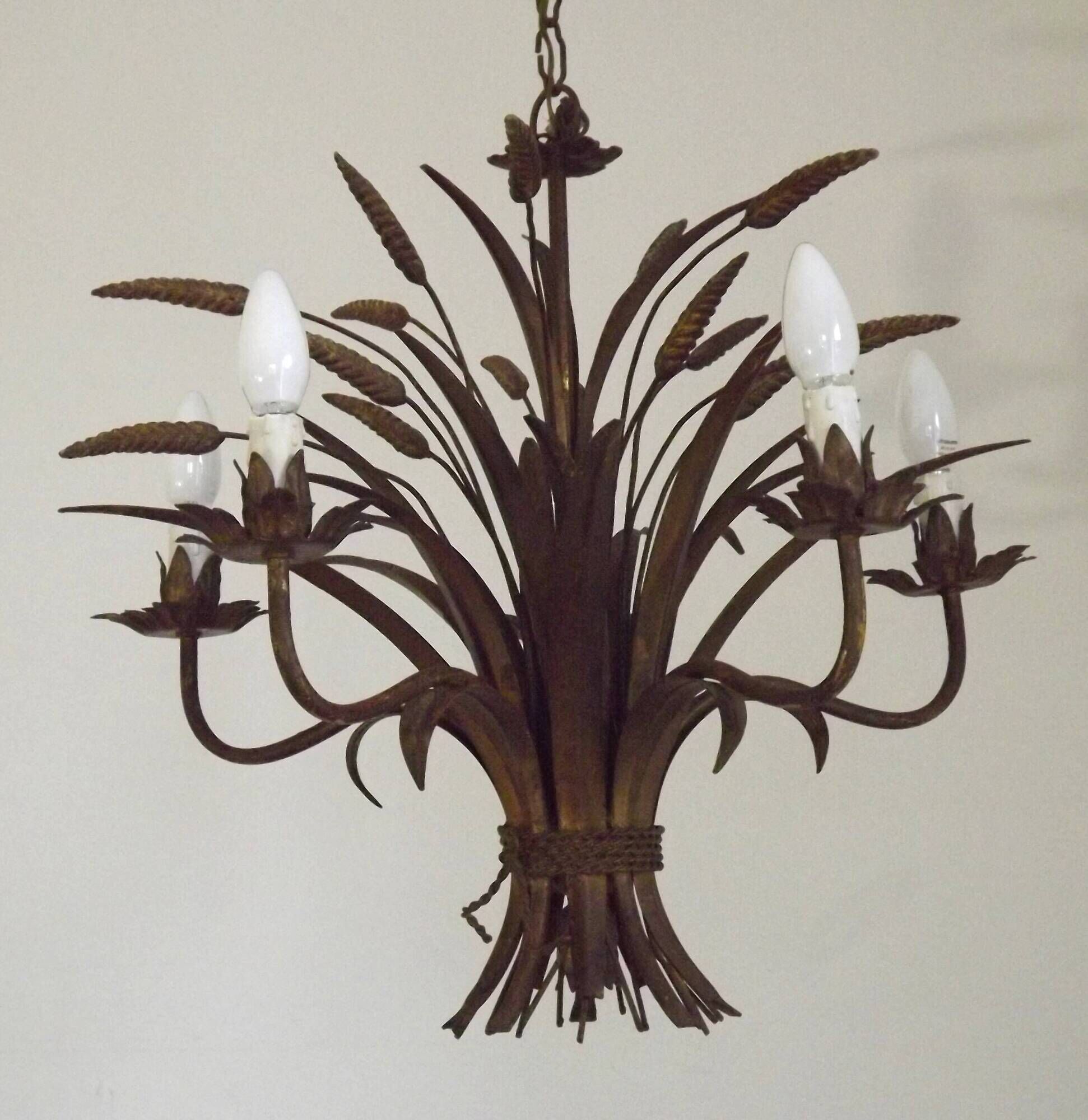 Vintage Hollywood Regency Wheat Sheaf Gold Gilt Metal 5 Light Chandelier