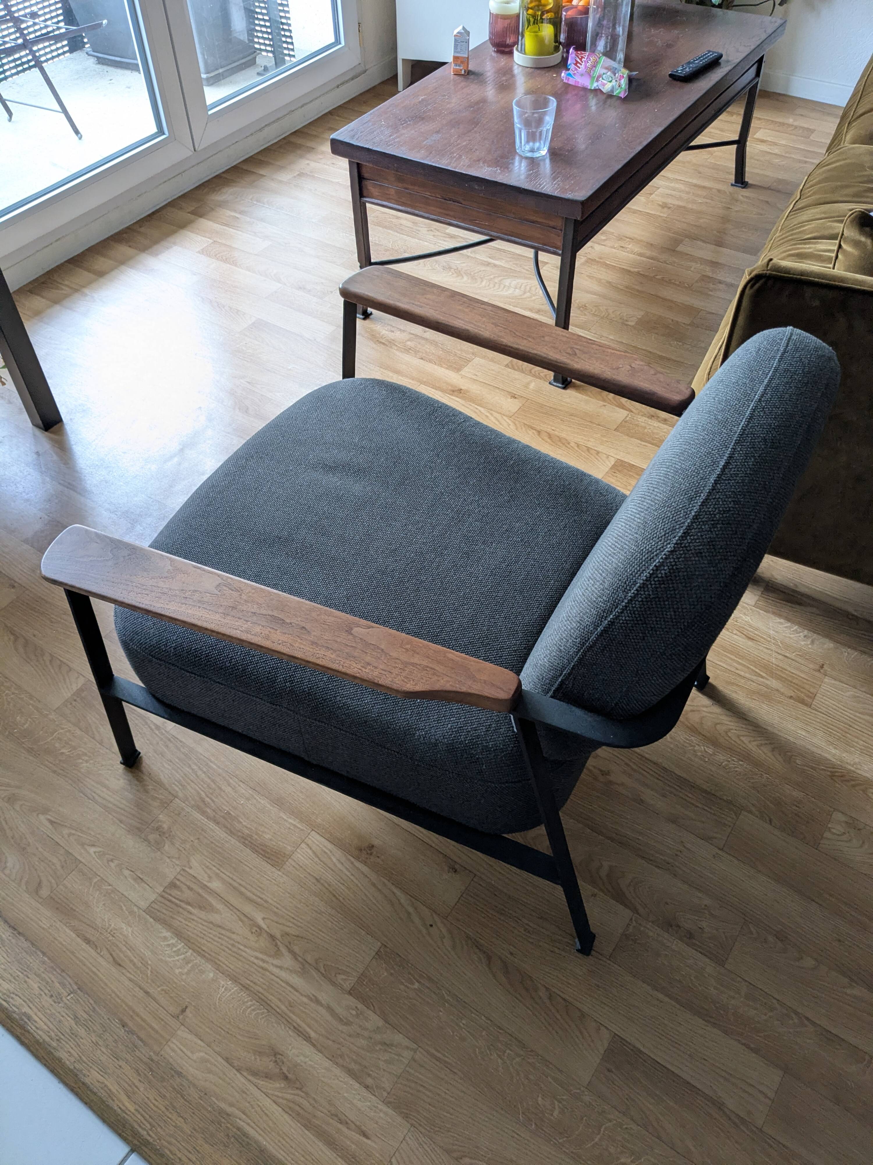 AMPM Abraxas Armchair