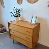 Vintage oak chest of drawers from the 1960s.