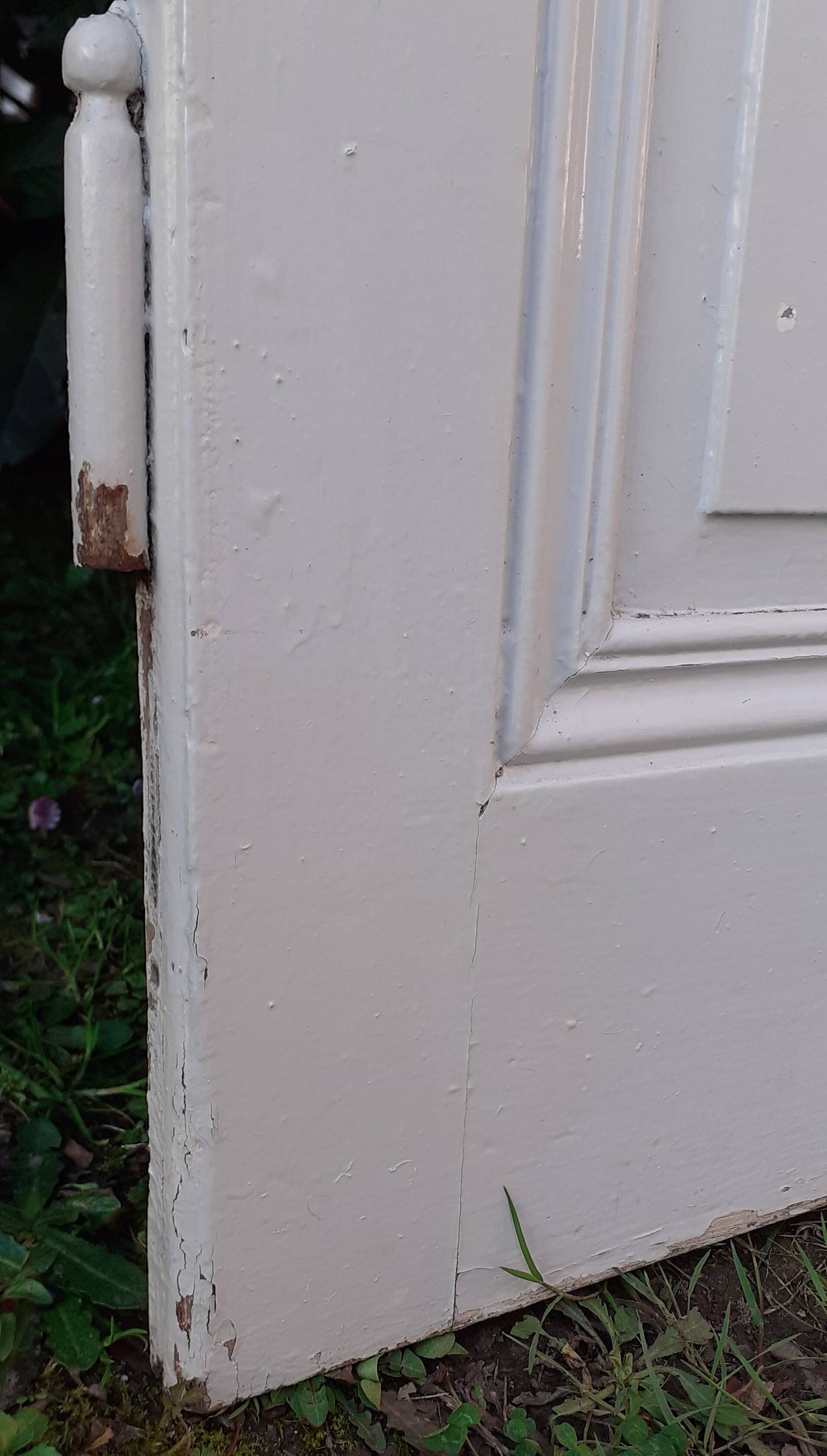 Pair of old cupboard doors h220.5xL75cm each