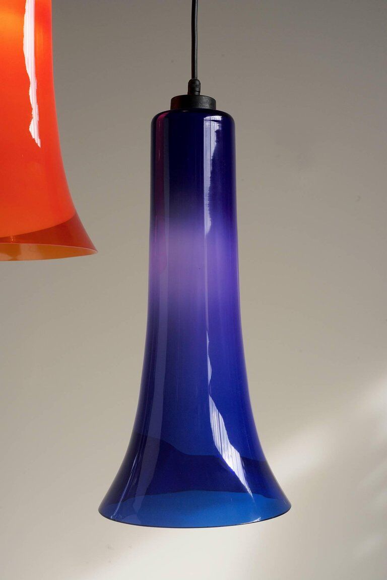 Suspended glass 1960