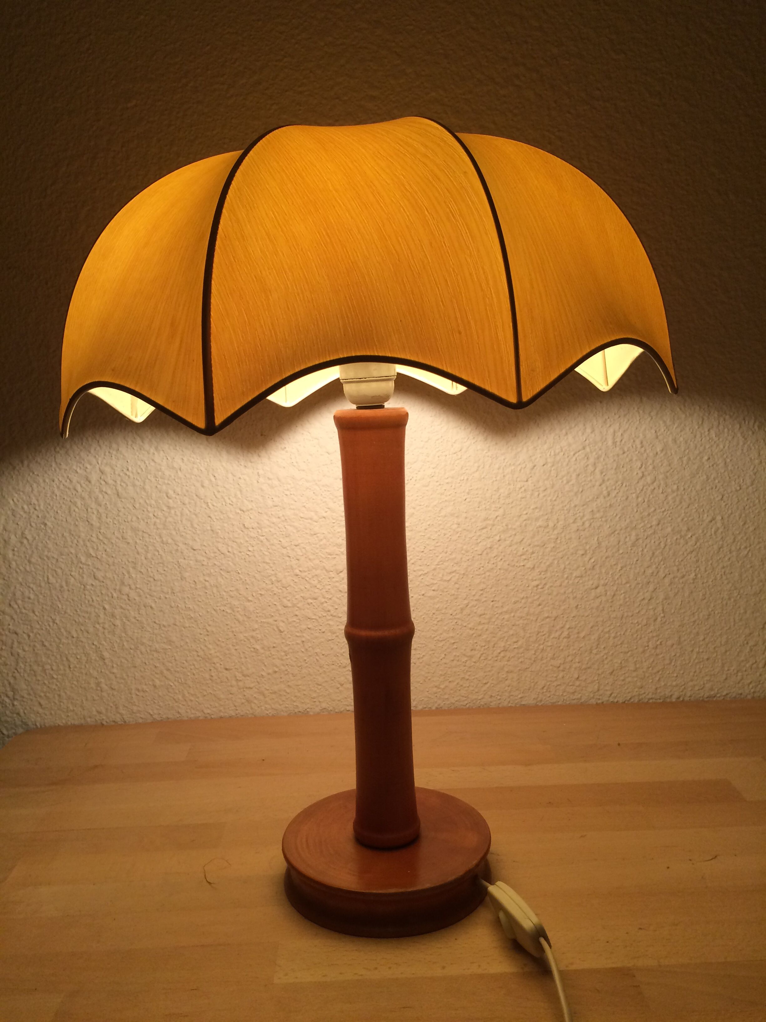 Bamboo effect wood lamp Jungle Chic style