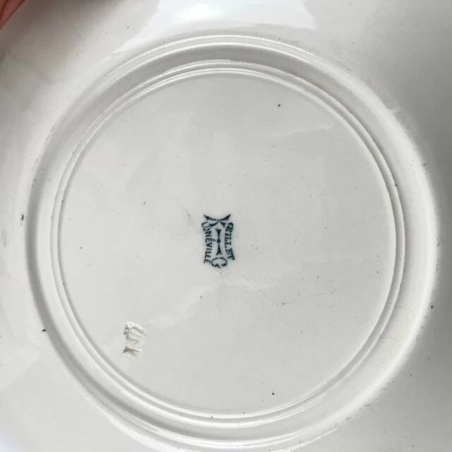 Set of 6 flat plates model "Oeillet", KG Lunéville, ironstone, 19th century