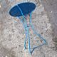 Guéridon / petite table de jardin ancienne en métal bleue