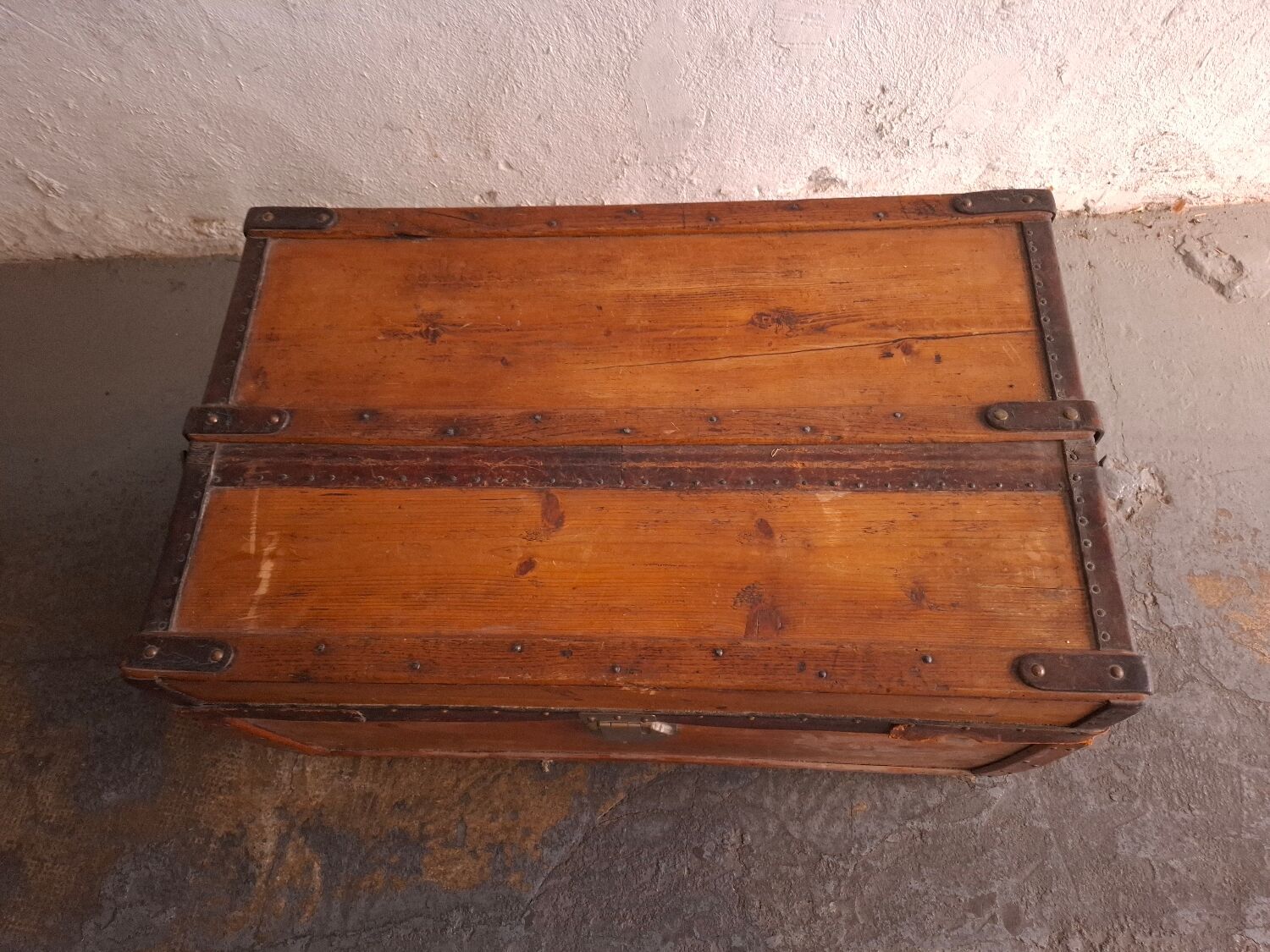 Malle de rangement en bois