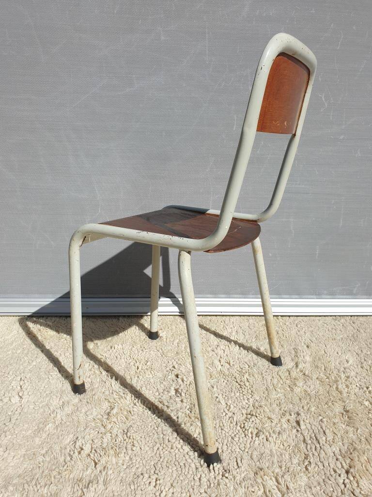 Chaise métal Mullca dossier arrondi