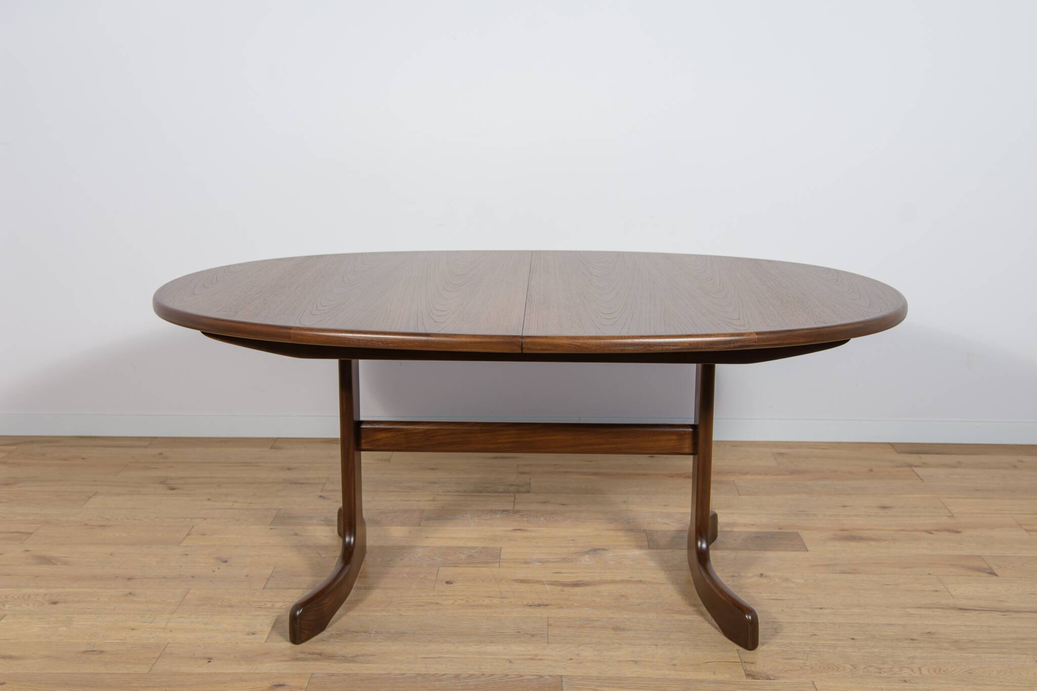 Mid-century oval teak dining table, G-Plan, UK, 1960s