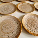 Set of 12 flat plates, Niderviller Fauve model