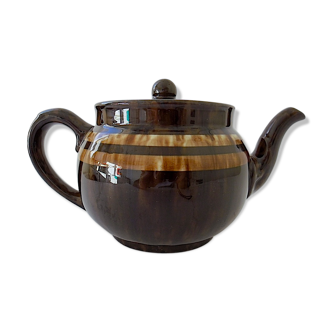 Terracotta teapot glazed in the English style. Around 1930.