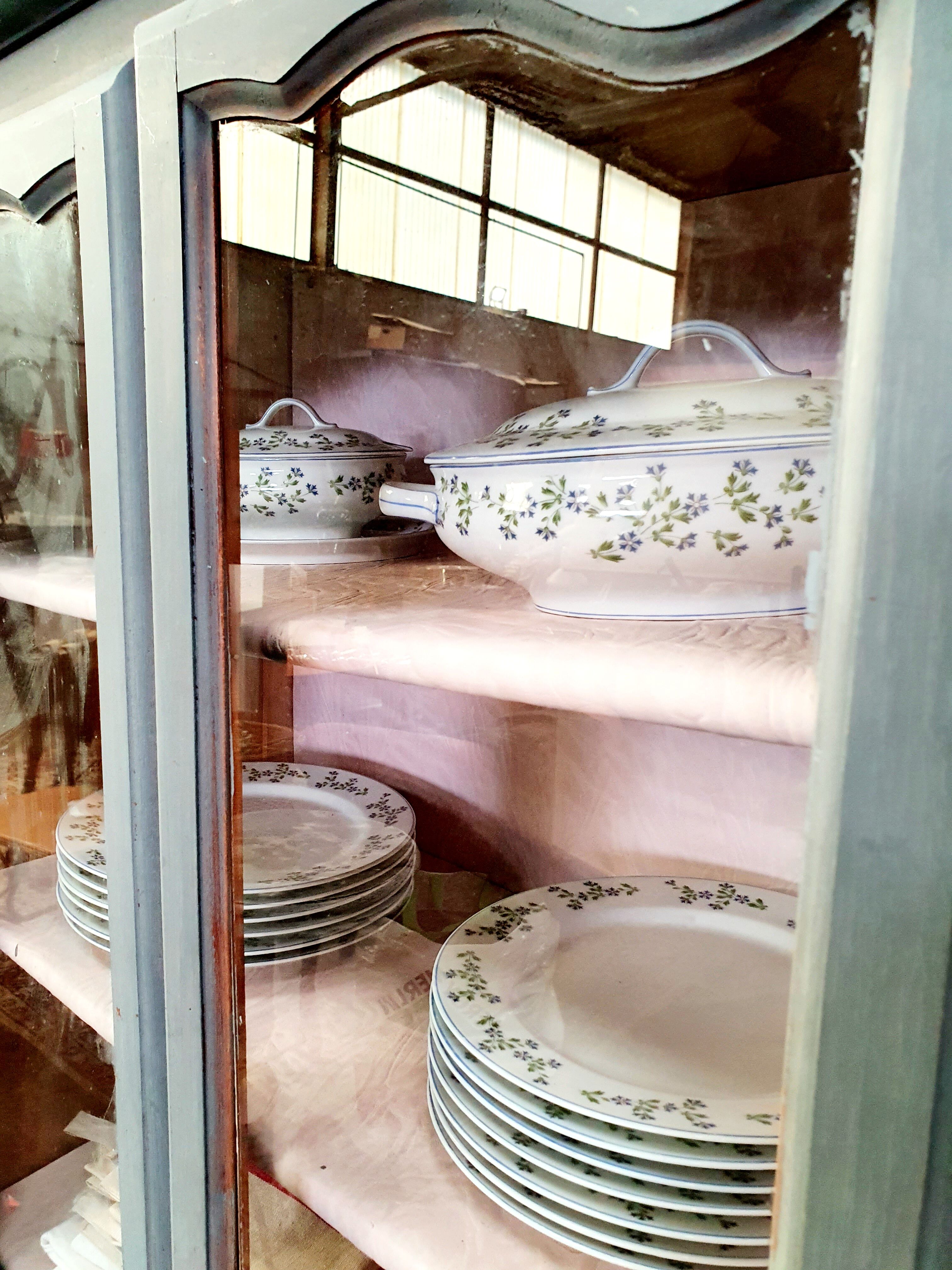 Showcase furniture