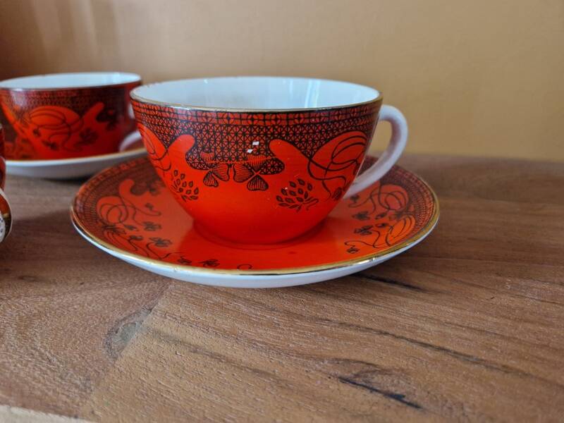 Digoin and Sarreguemines - Faience cup service in Art Nouveau style