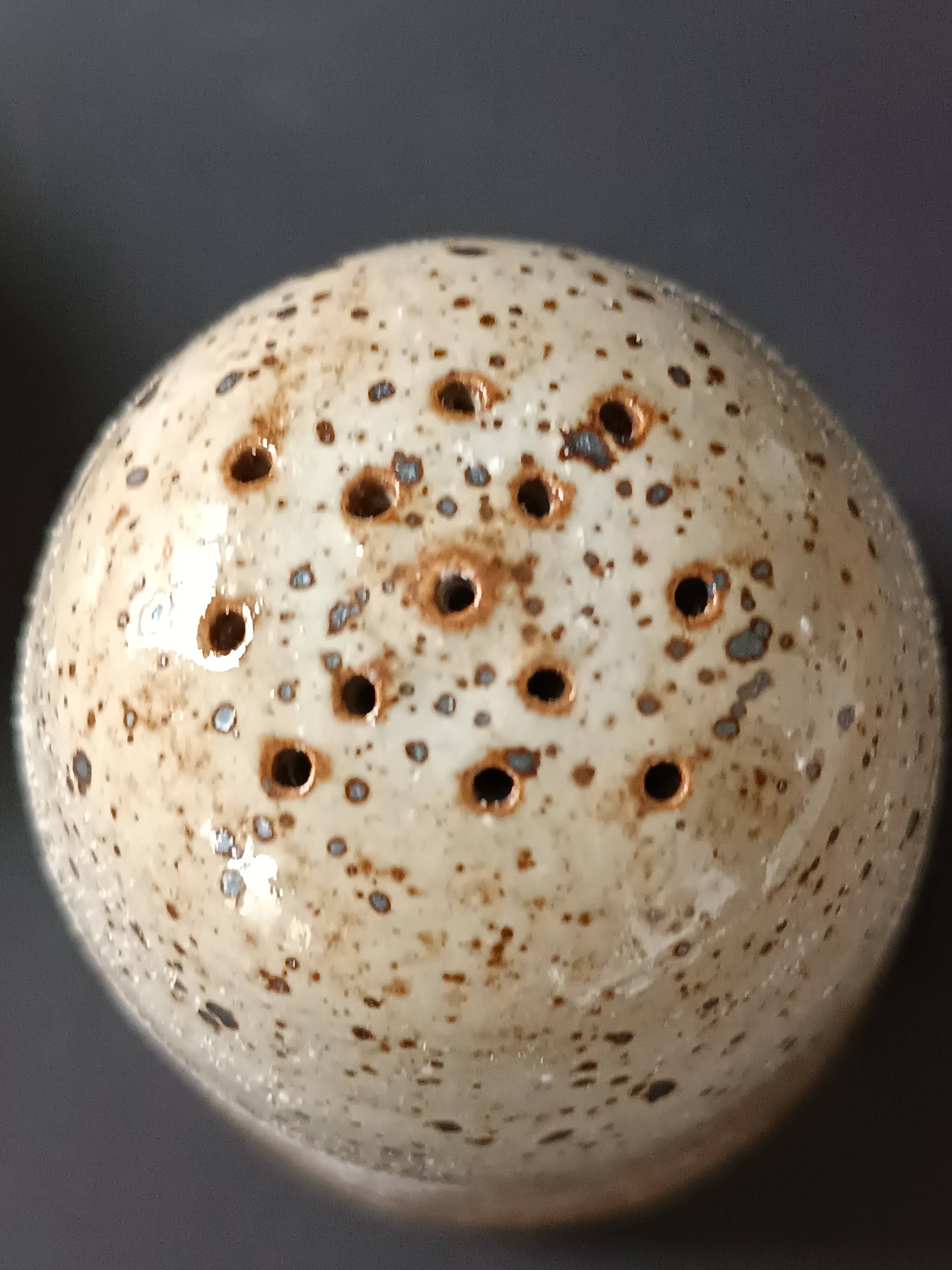 Ensemble en grès poivrier et salière Poterie des Flandres 1970