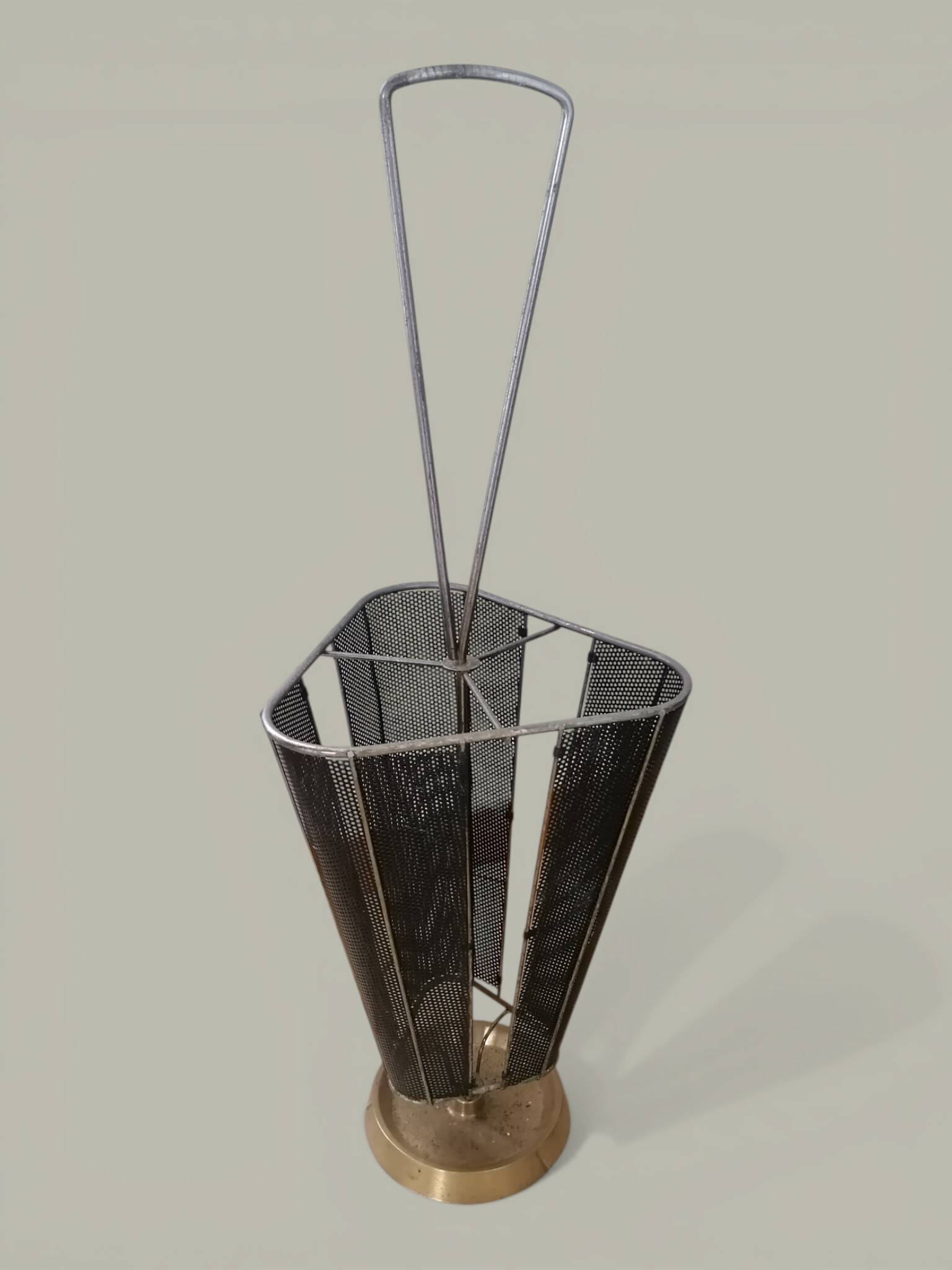 Brass and perforated metal umbrella stand from the 1950s - Wagner Keller