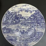 Ensemble de 3 assiettes motif toile de Jouy