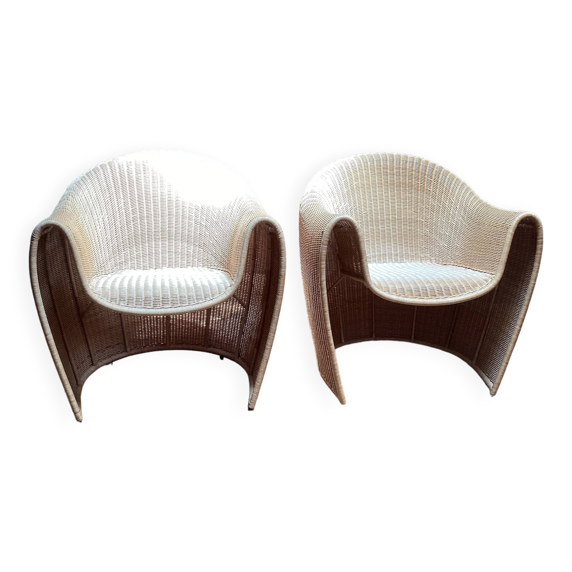 “King-Tubby” armchair