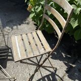 1830 period garden furniture: 1 iron table and 4 iron and wood chairs