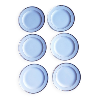 Dessert plates with gold edging