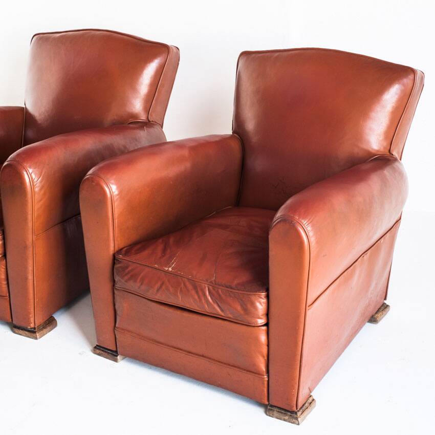 Pair of vintage club armchairs. Wood and Skay. France, 50