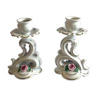 Duo de bougeoirs en porcelaine vintage