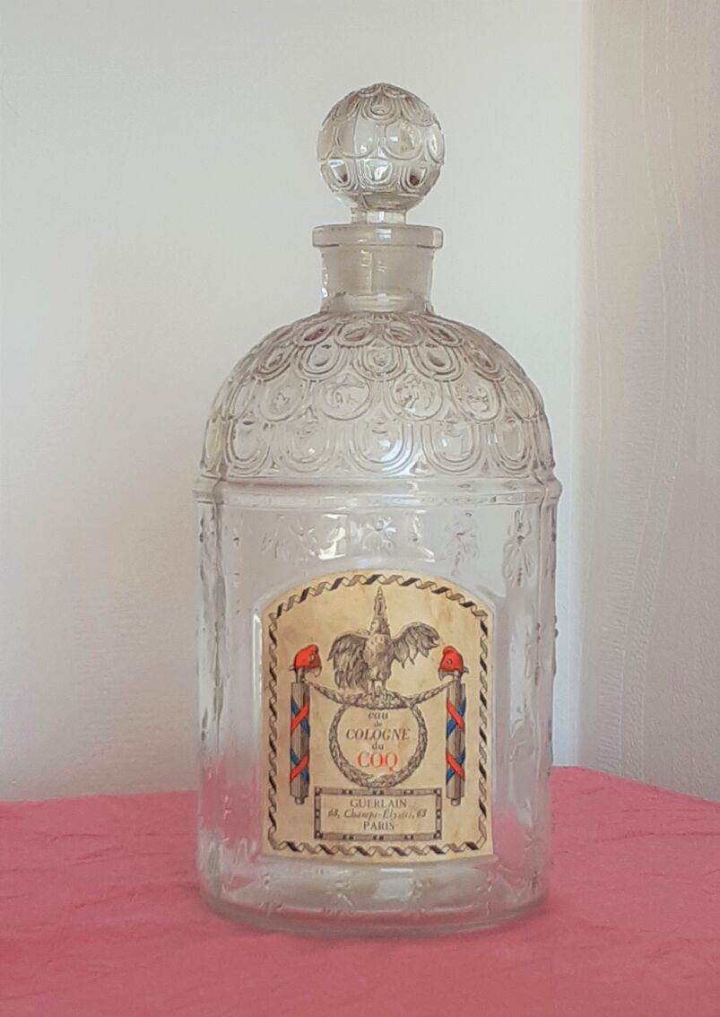 Ancien flacon de parfum Guerlain 1 litre | Selency