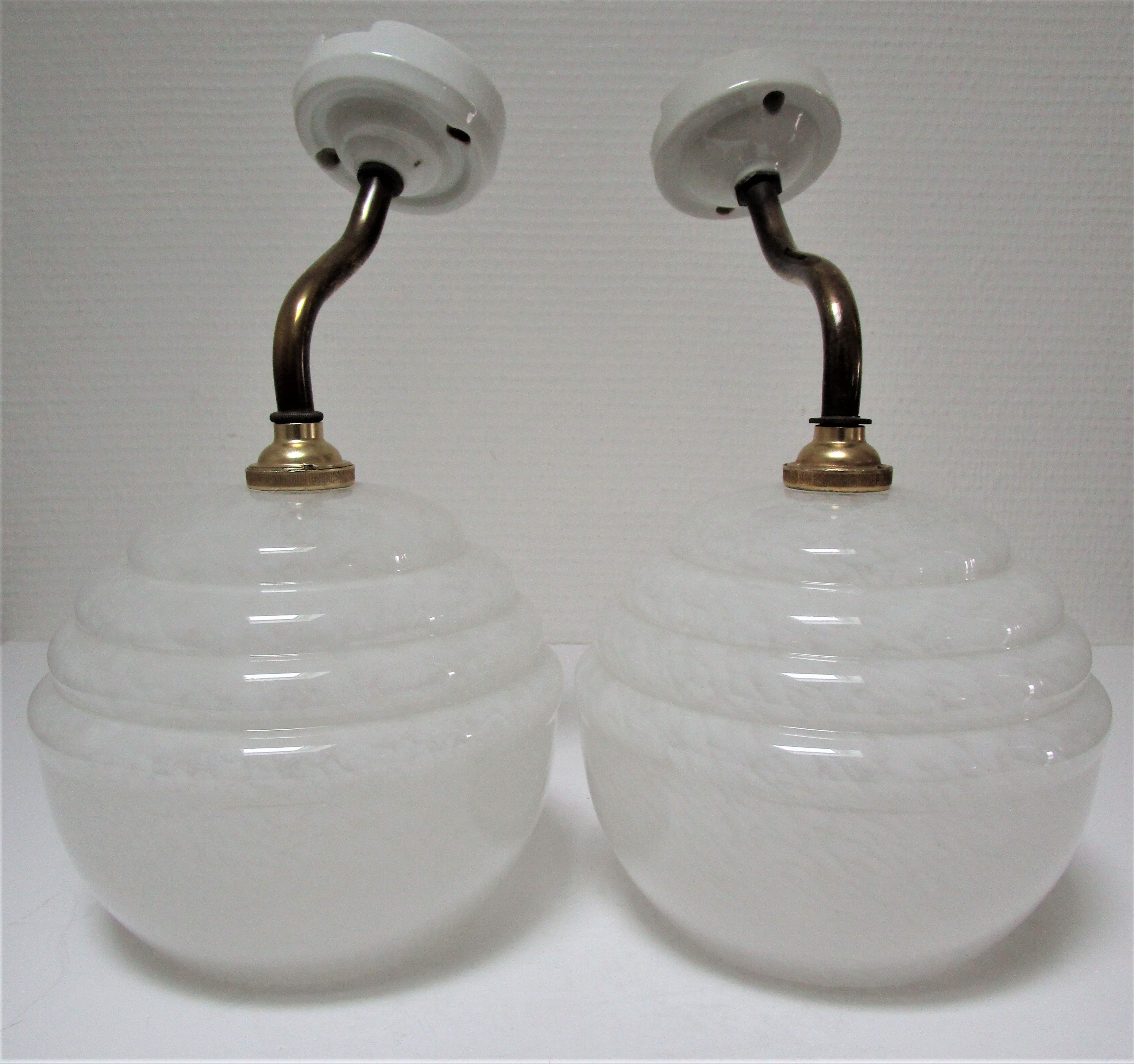 Pair of porcelain sconces brass glass of clchy white art deco