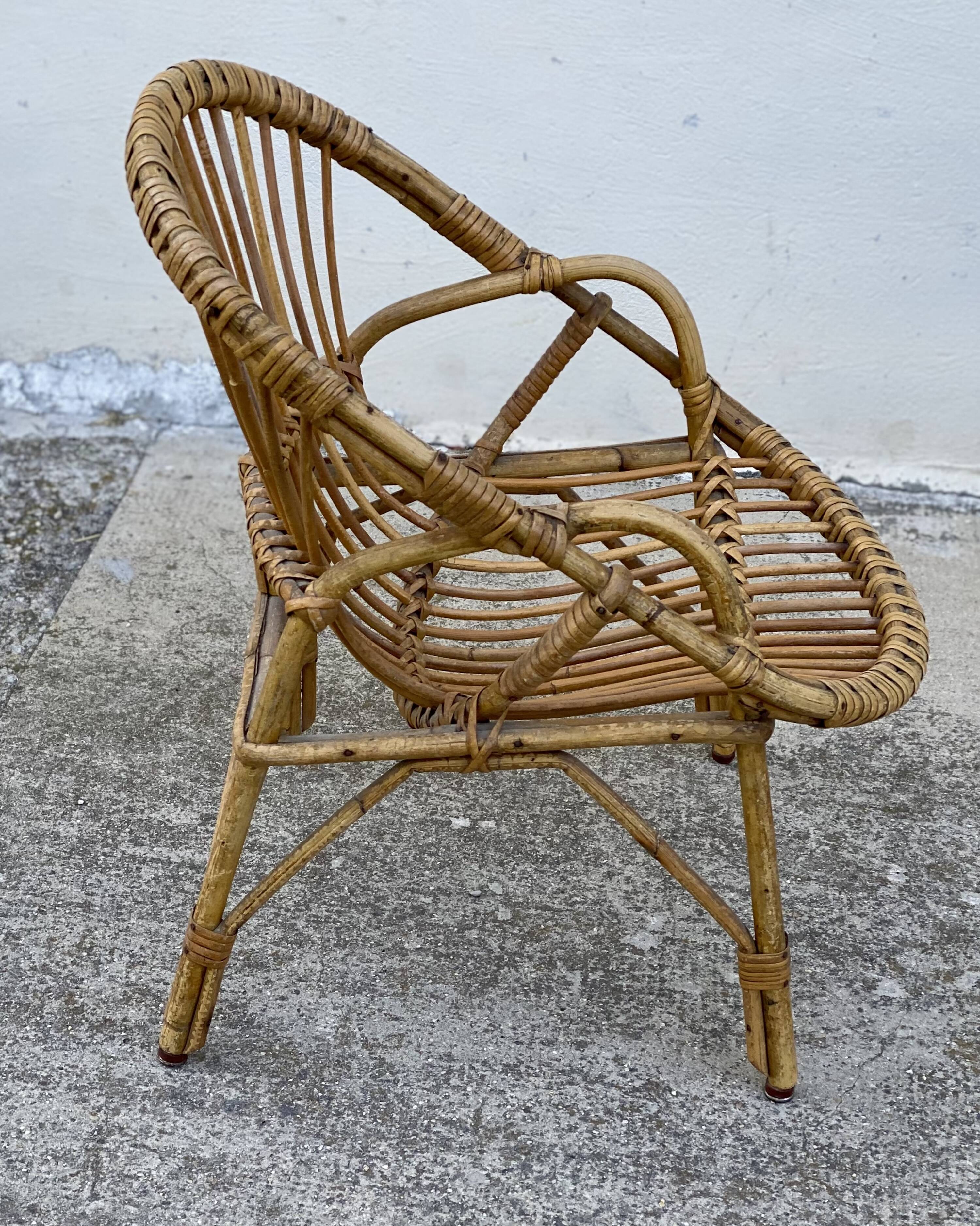 Fauteuil rotin pour enfant vintage 1960