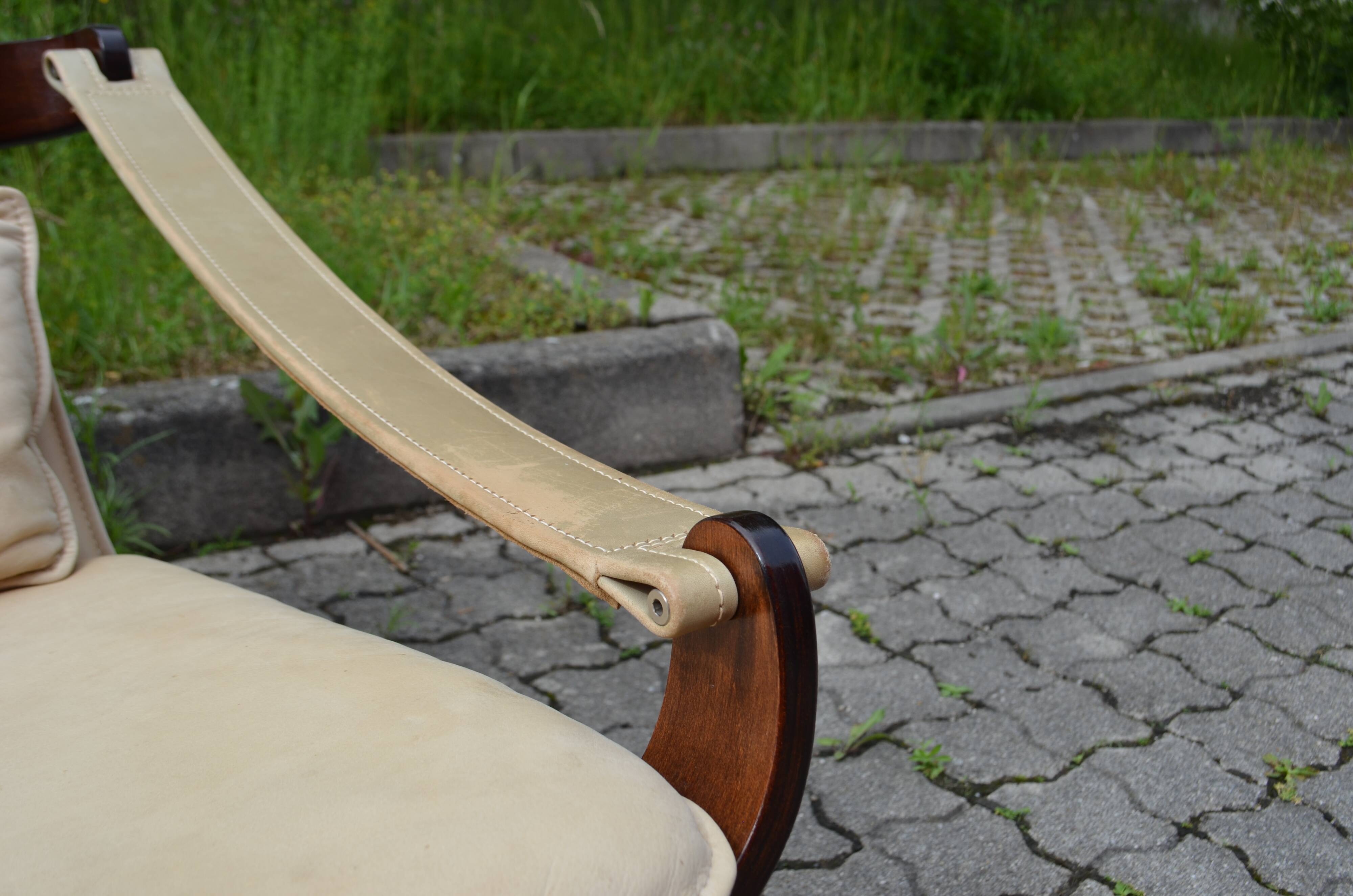 Ake fribytter for nelo sweden swivel leather lounge chair