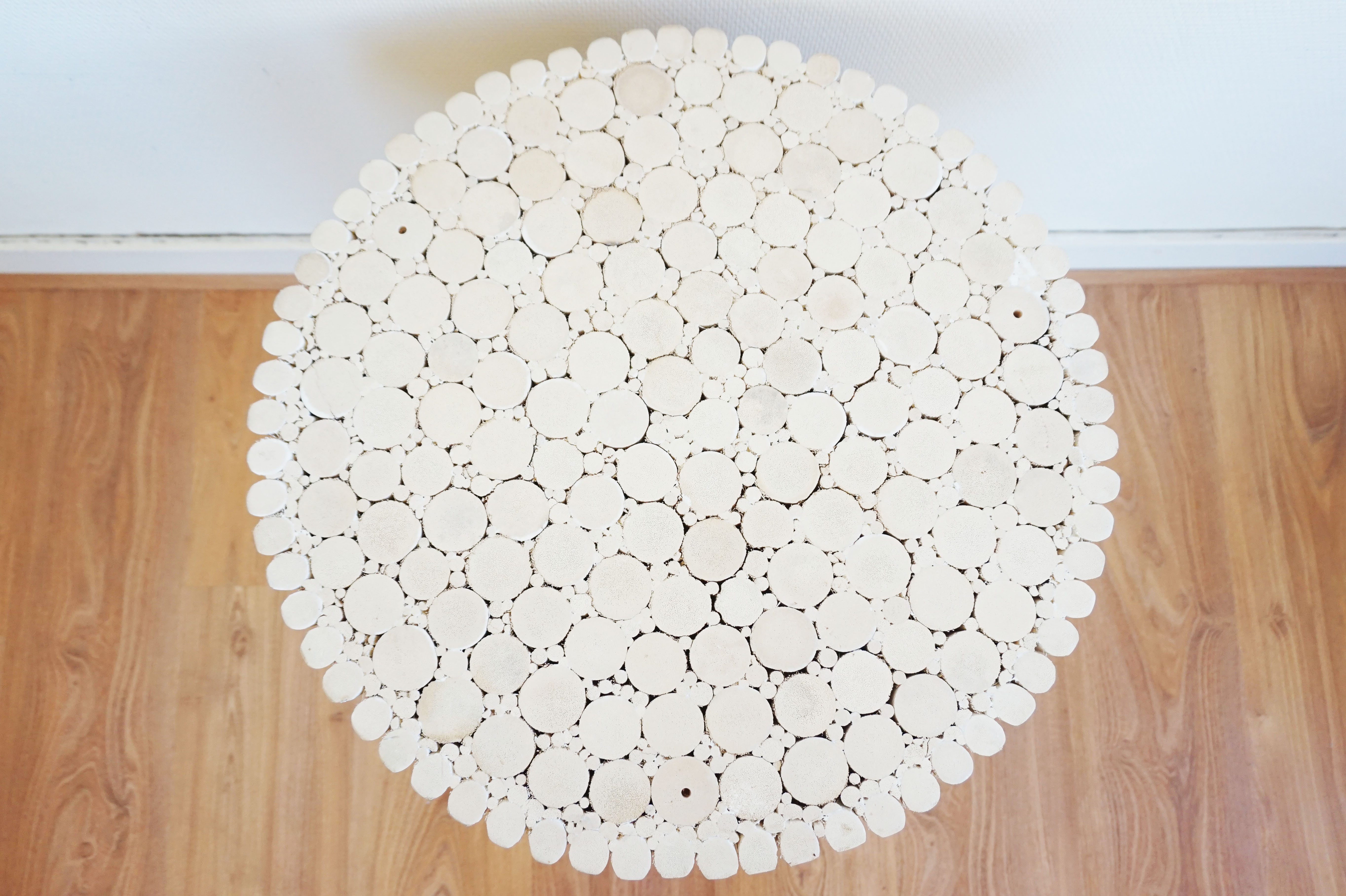 Table low round and white vintage rattan bamboo