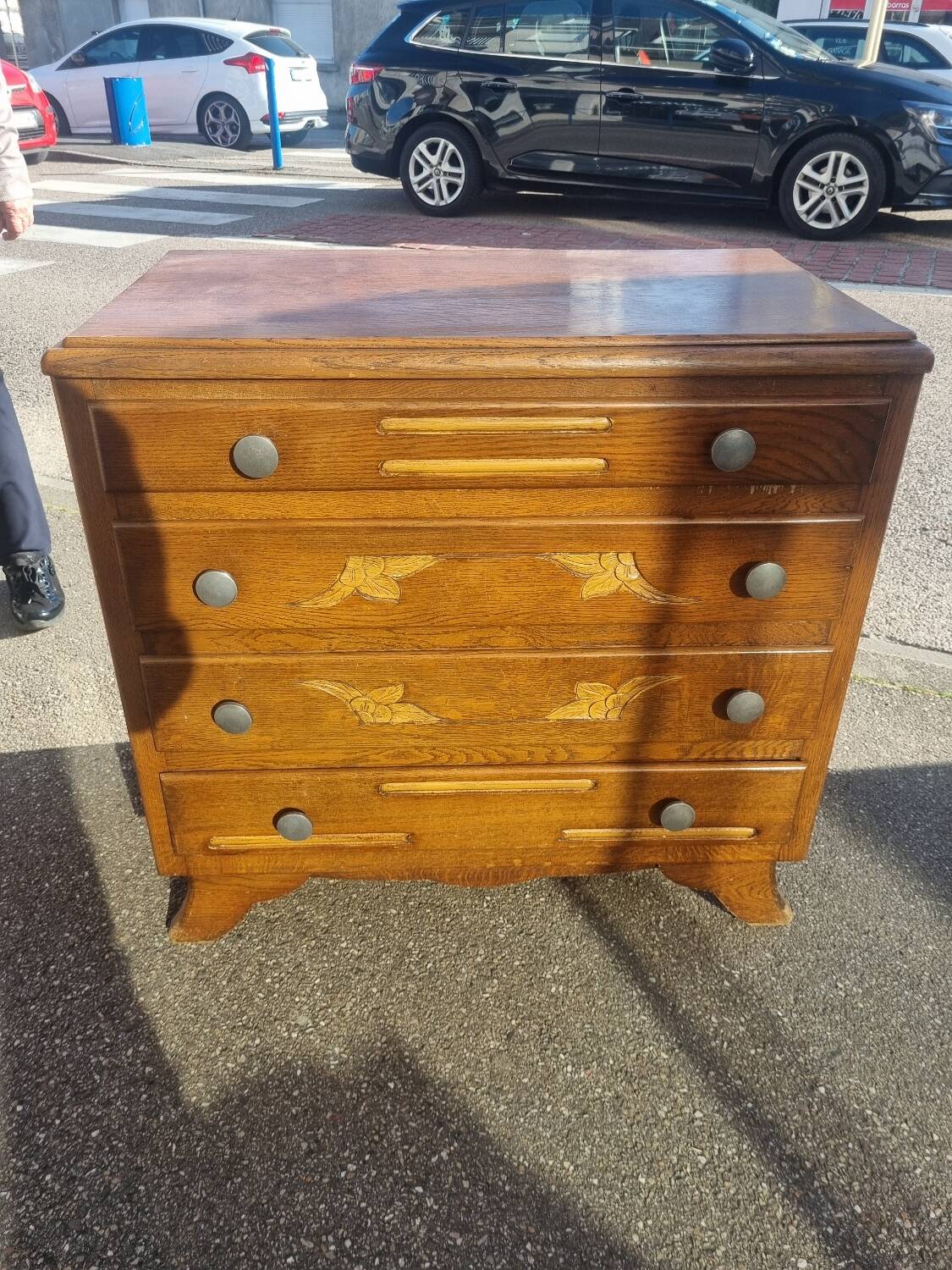Art Deco chest of drawers