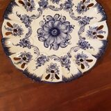 Tureen signed vestal. origin portugal.