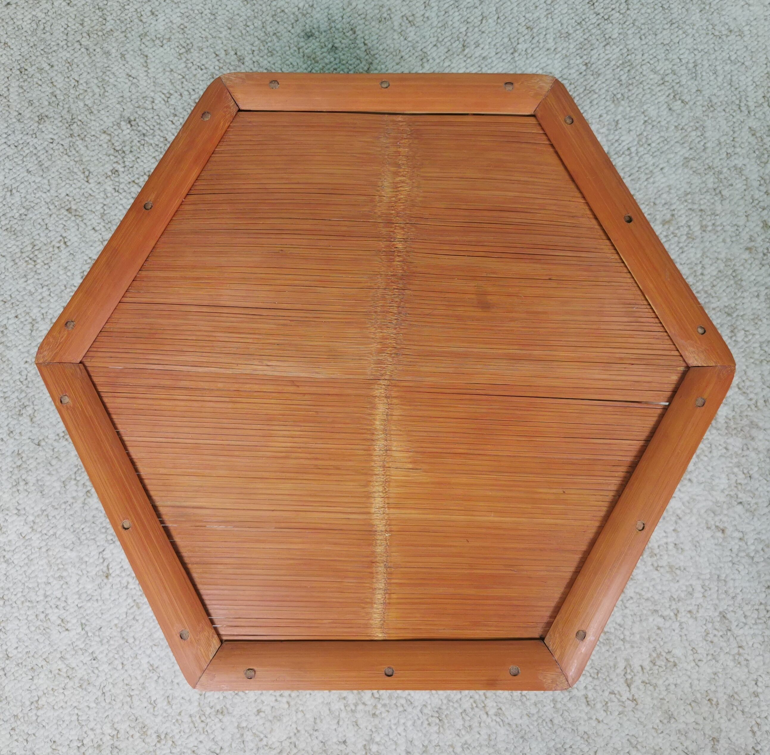 Set of 2 bamboo coffee tables