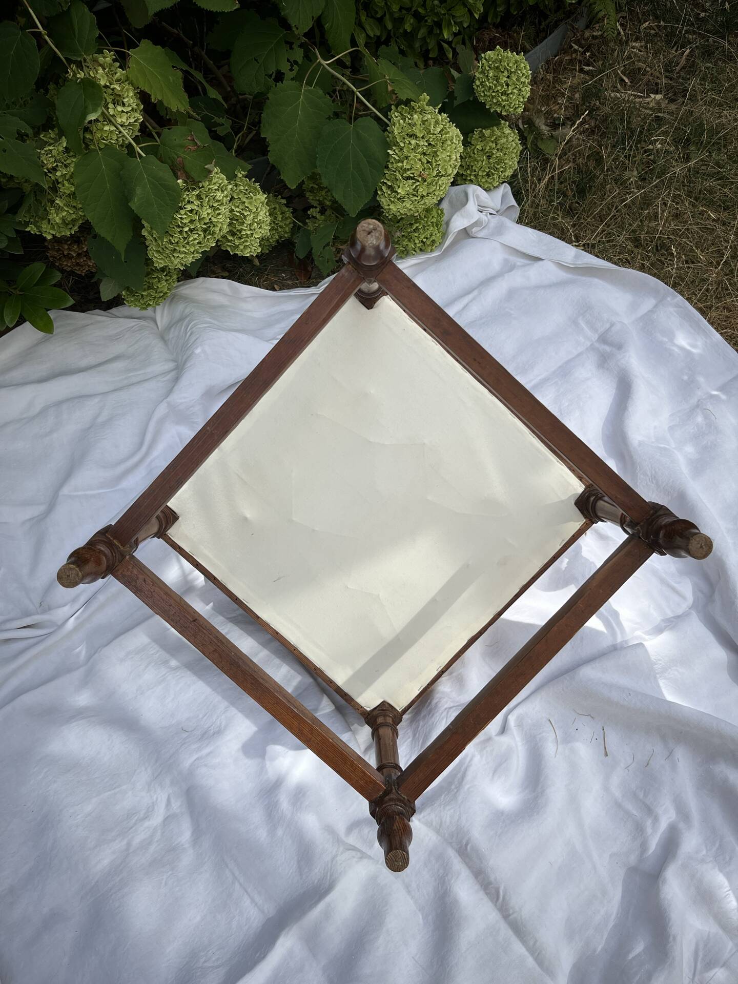 Antique corner chair