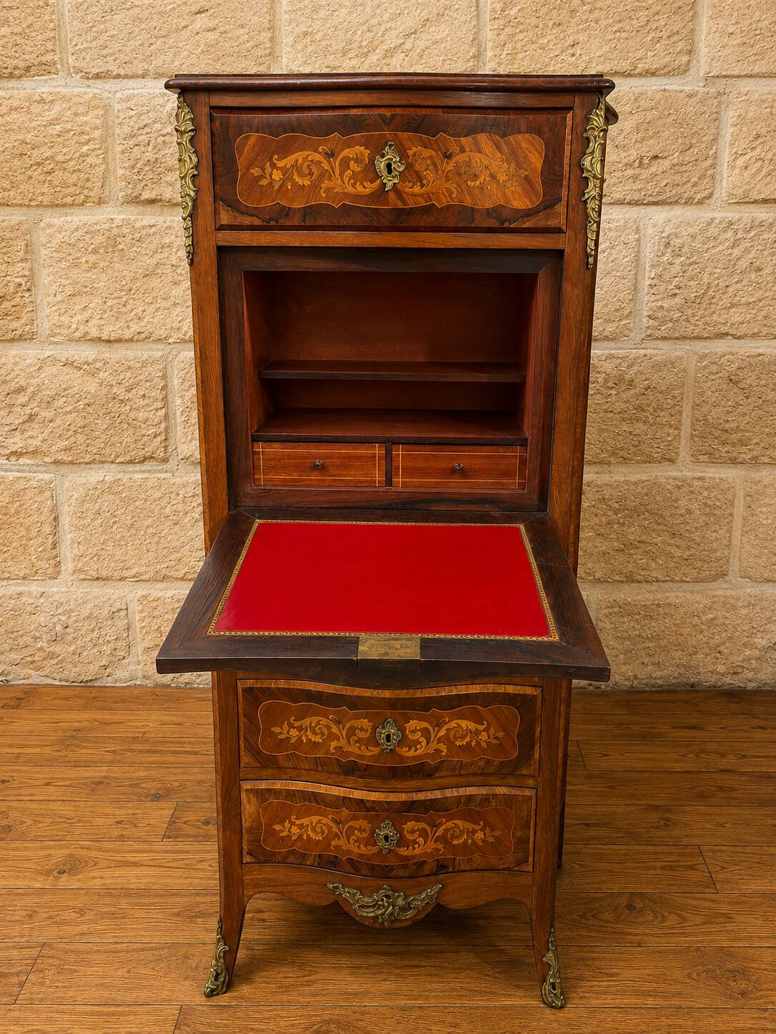 Lady's secretary marked in Louis XV style – Floral decoration –