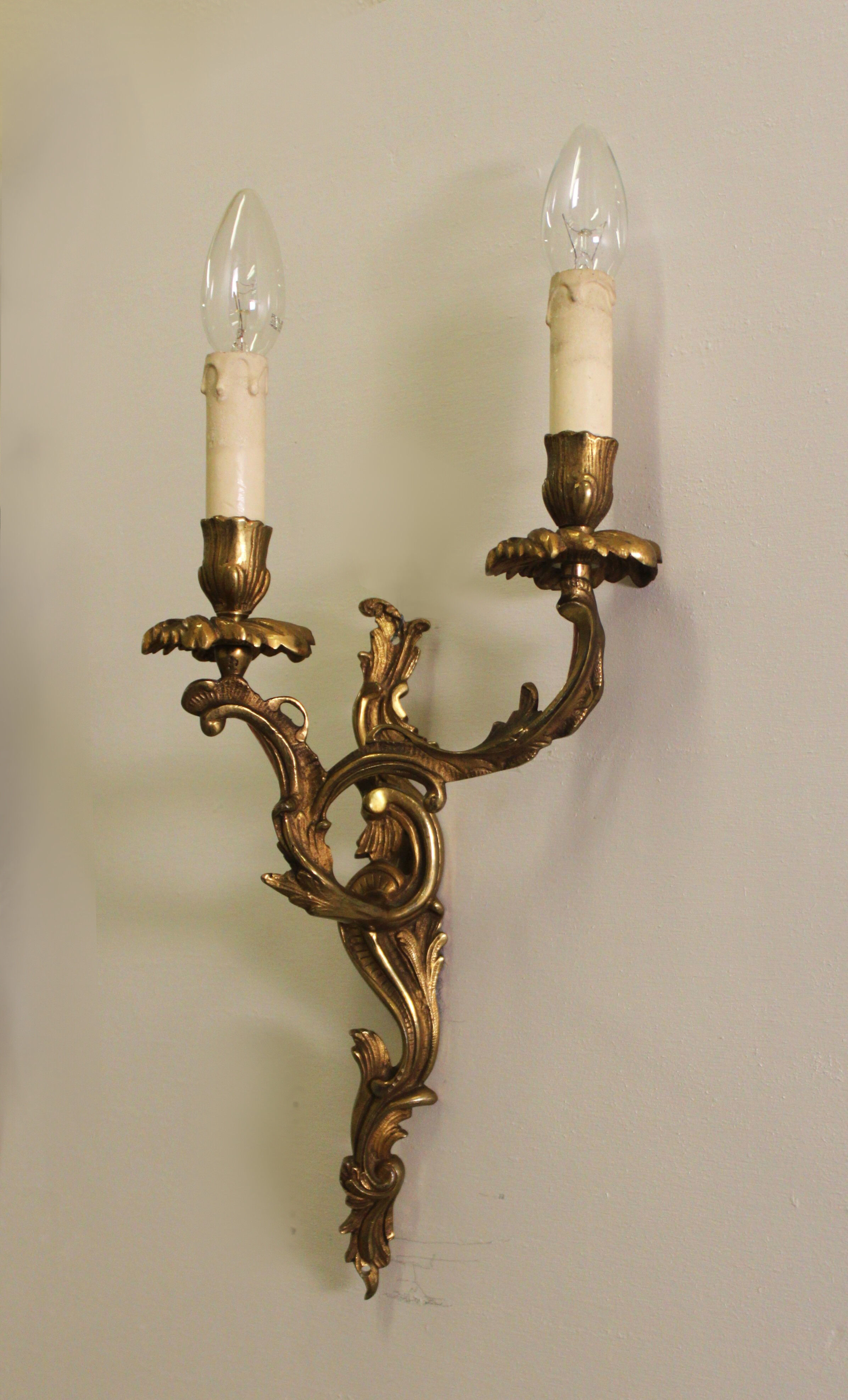 Pair of bronze sconces Louis XV style.