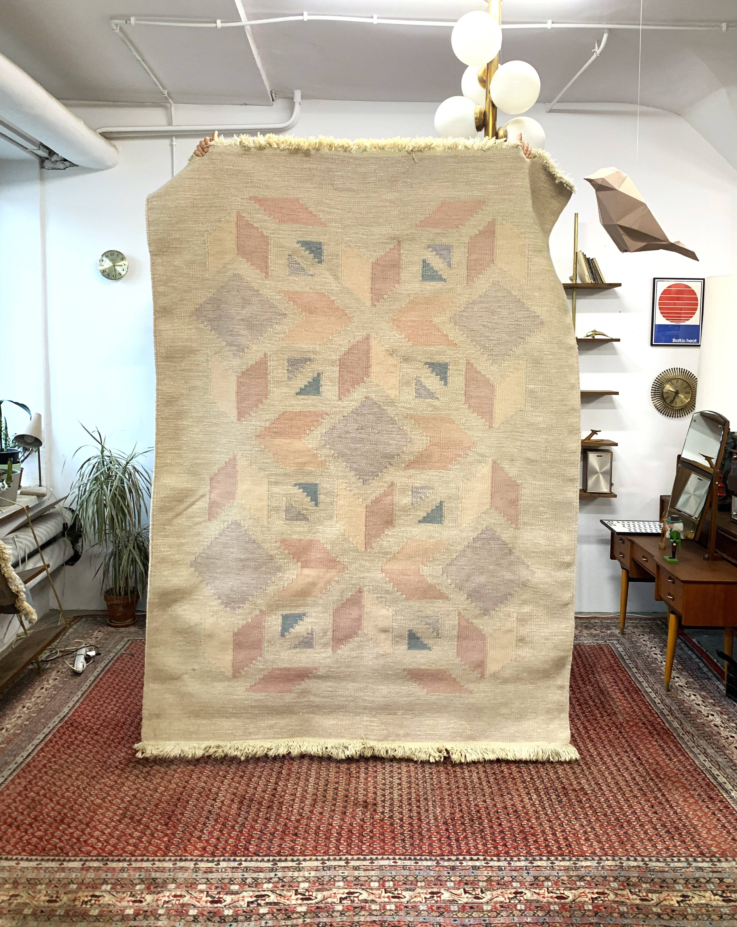 Tapis en laine röllakan 15, suède années 1960/1970, vintage, mid-c moderne