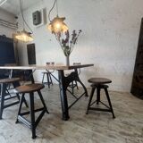Table industrielle en bois