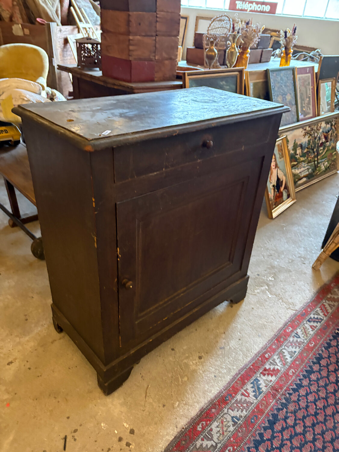 Small jam cupboard type furniture