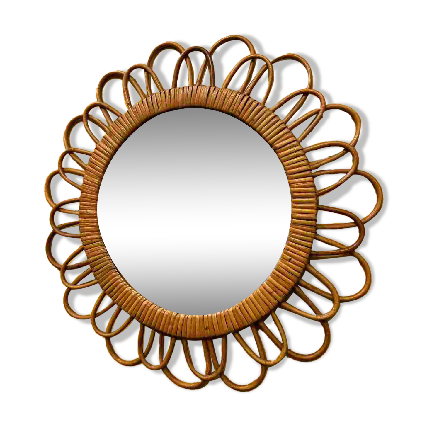 Vintage rattan flower mirror