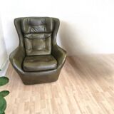 Vintage Dark Green Leather Lounge Armchair: 1970s Scandinavian Style